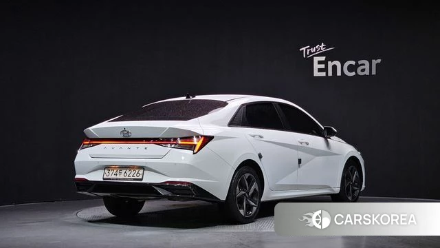 Hyundai Avante (CN7) 2020 Белый из Кореи