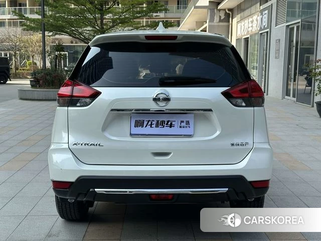 Nissan X-Trail 2025 Белый из Китая