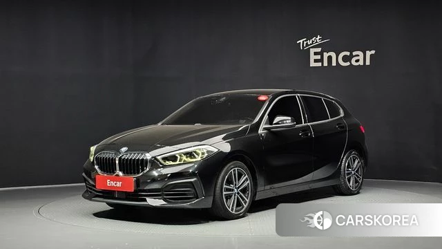 BMW 1 Series (F40) 2022 Черный из Кореи