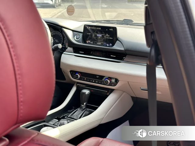 Mazda Atenza 2021 Белый из Китая