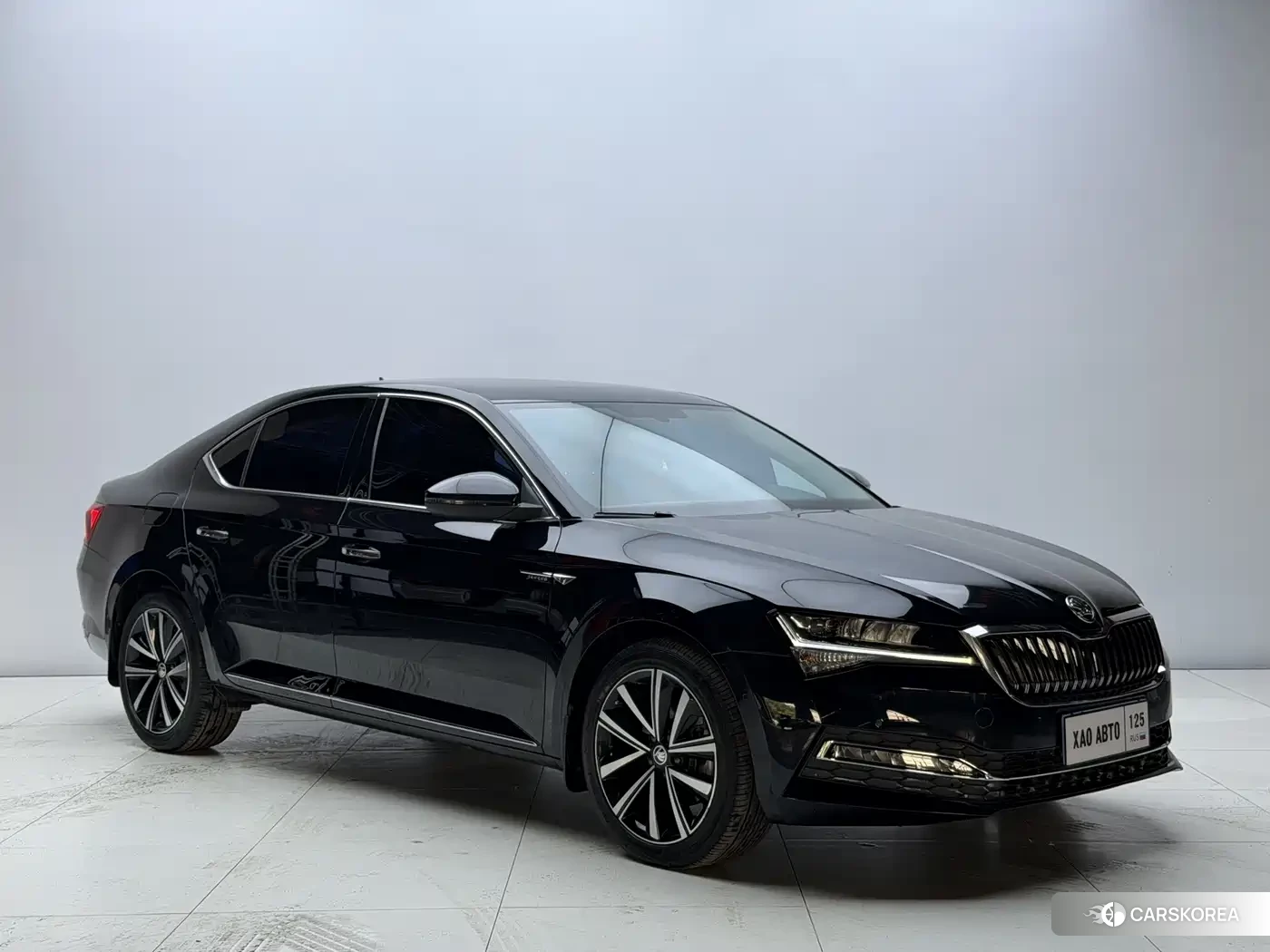 Skoda Superb 2023 Черный из Китая