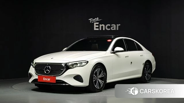 Mercedes-Benz E-Class W214 2025 Белый из Кореи