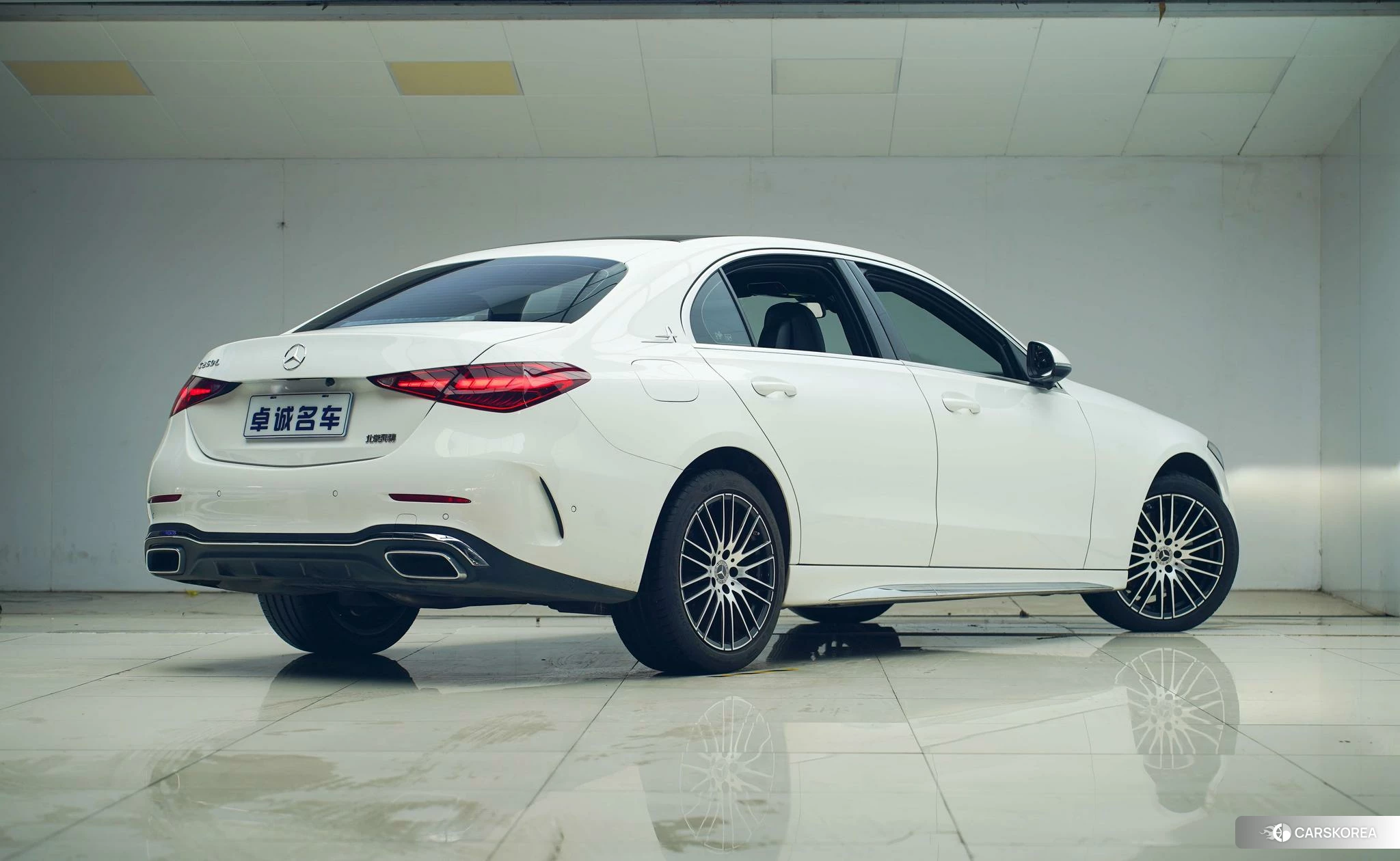 Mercedes-Benz C-class 2022 Белый из Китая