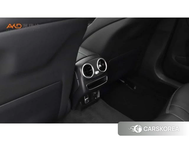 Mercedes-Benz C-class 2021 Зеленый из Китая