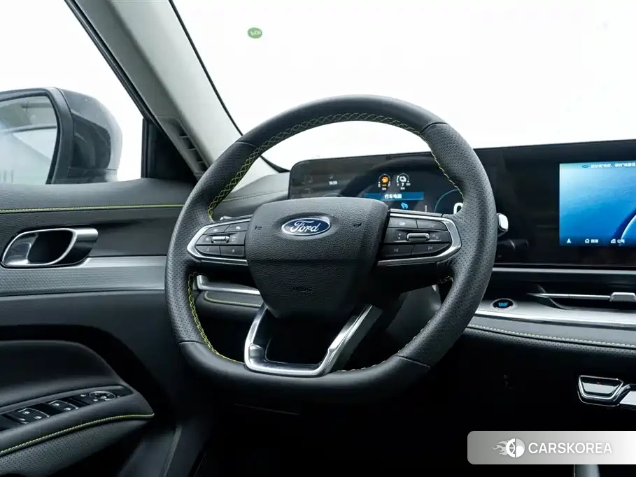 Ford Equator 2026 Белый из Китая