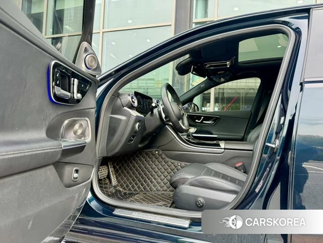 Mercedes-Benz C-class 2023 Зеленый из Китая