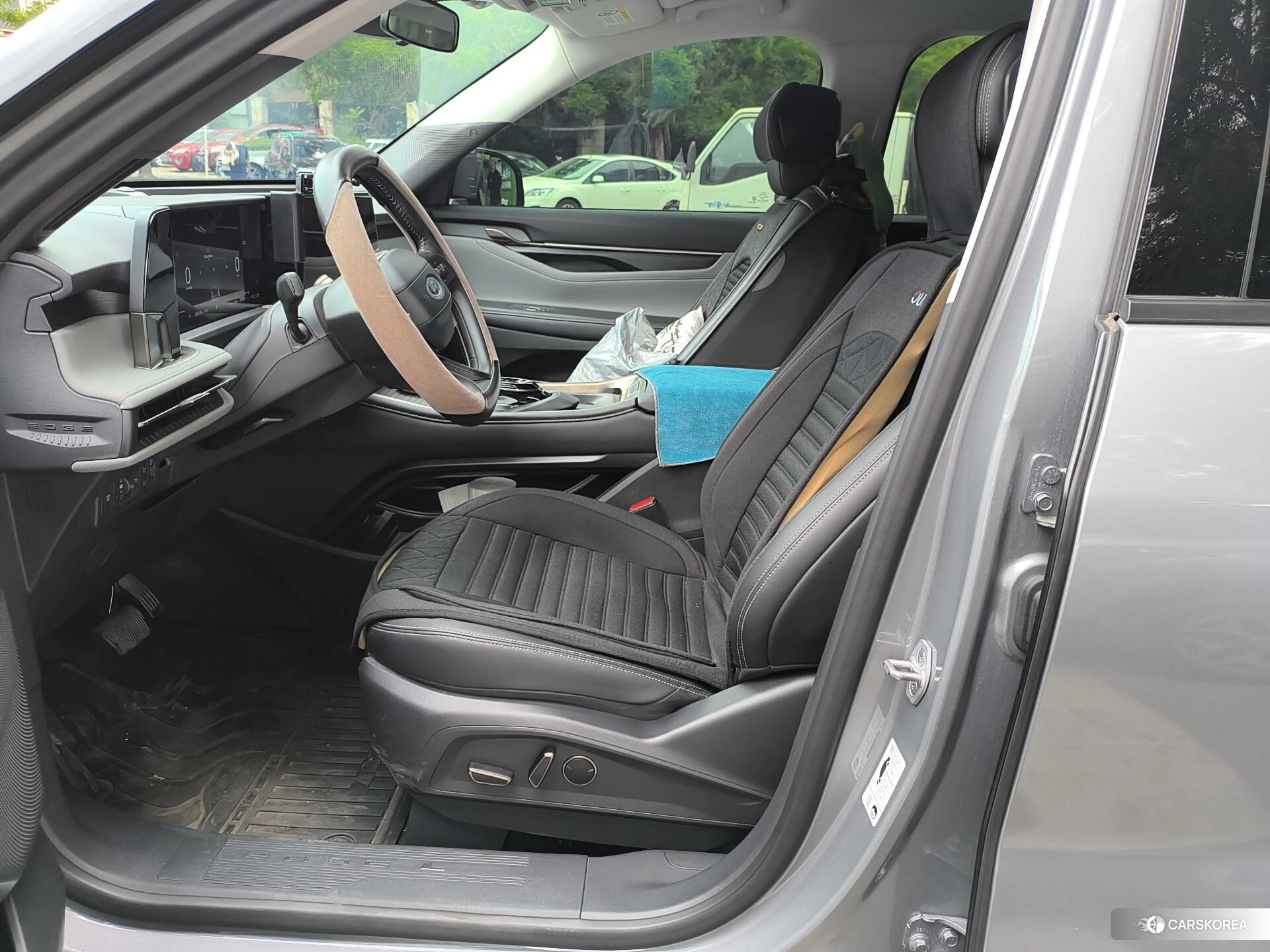 Ford Edge 2023 Серебристо-серый из Китая