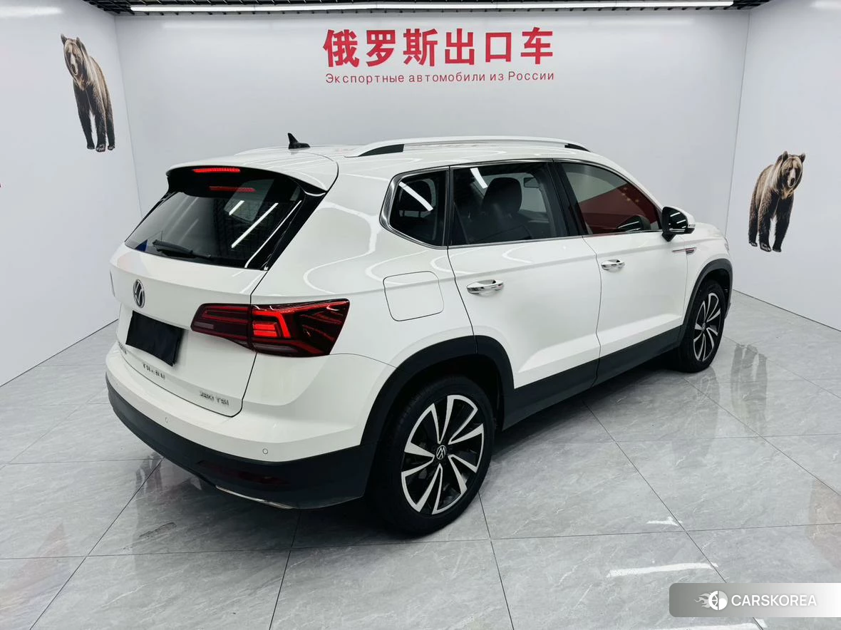 Volkswagen Tharu 2020 Белый из Китая