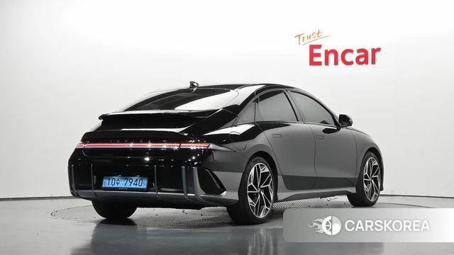 Hyundai Ionic 6 2022 Черный из Кореи