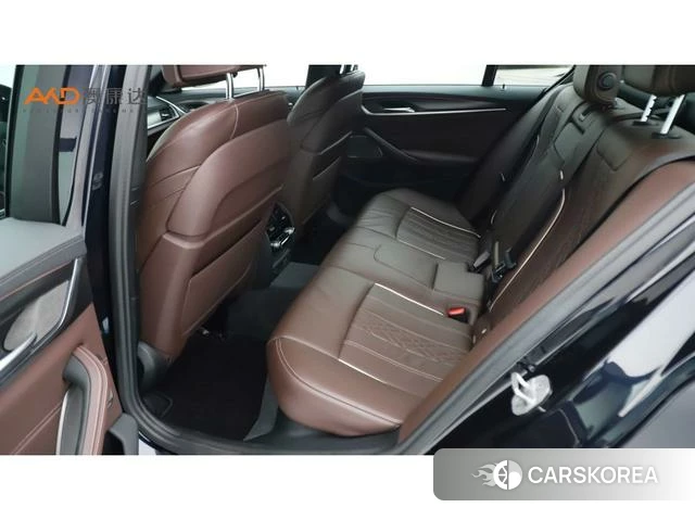 BMW 5 series 2021 Черный из Китая