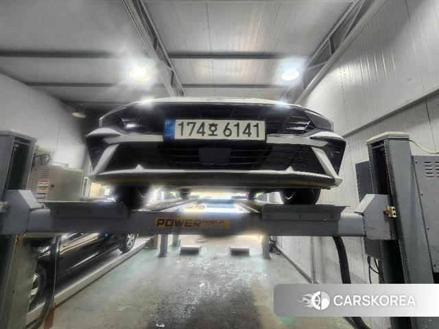 Hyundai The New Avante Hybrid (CN7) 2023 Белый из Кореи