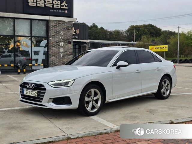 Audi A4 (B9) 2021 Белый из Кореи