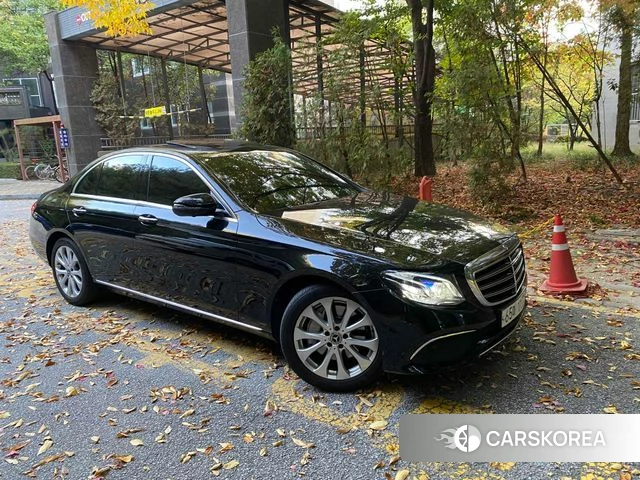 Mercedes-Benz E-Class W213 2018 Черный из Кореи