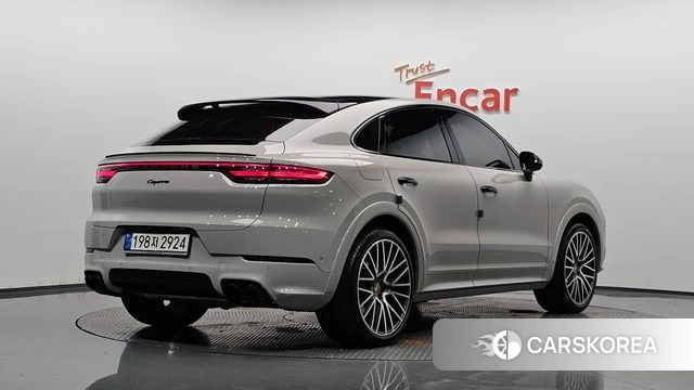 Porsche Cayenne (PO536) 2023 Серебристо-серый из Кореи