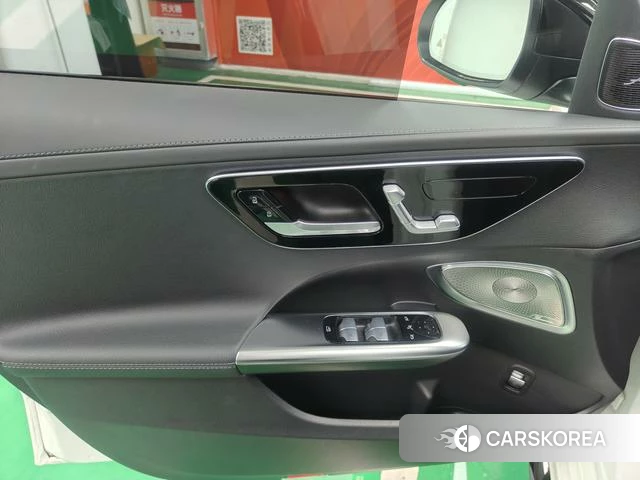 Mercedes-Benz C-class 2024 Белый из Китая