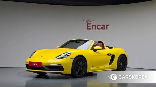 Porsche 718 Boxster 2021 Желтый из Кореи