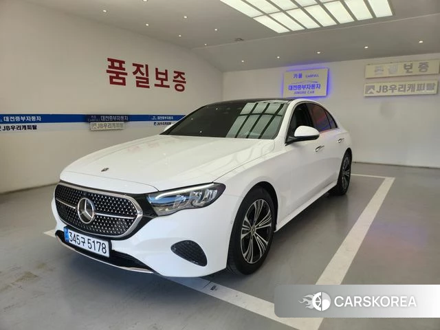 Mercedes-Benz E-Class W214 2024 Белый из Кореи