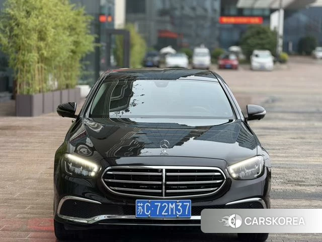 Mercedes-Benz E-Class 2021 Черный из Китая