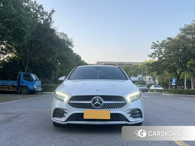 Mercedes-Benz A-Class 2021 Белый из Китая