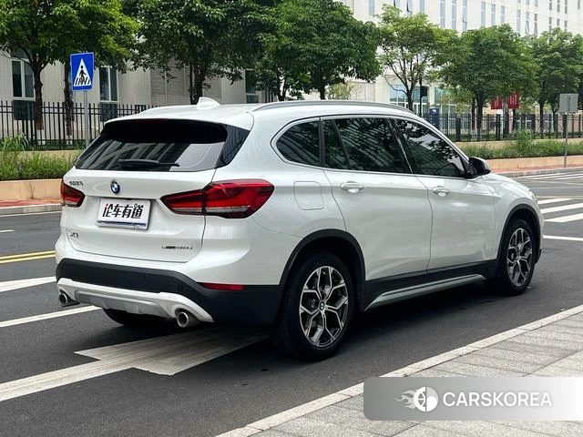 BMW X1 2021 Белый из Китая