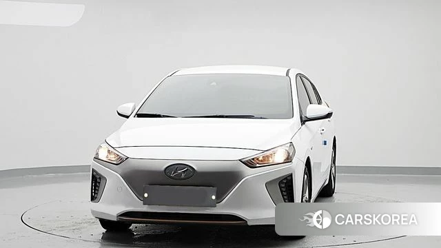 Hyundai Ionic Electric 2019 Белый из Кореи