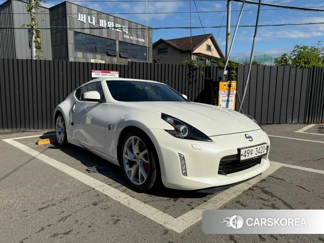 Nissan 370Z 2018 Жемчужный цвет из Кореи