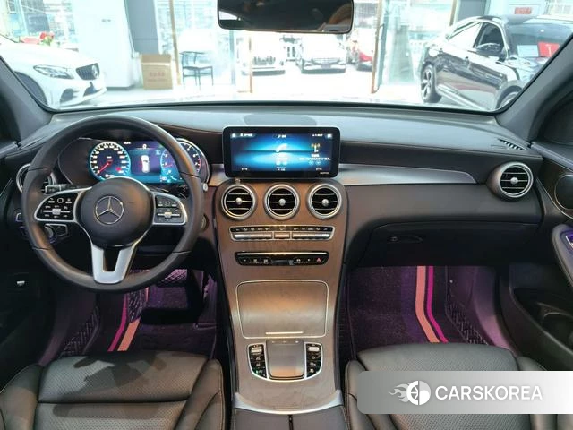 Mercedes-Benz GLC 2021 Белый из Китая