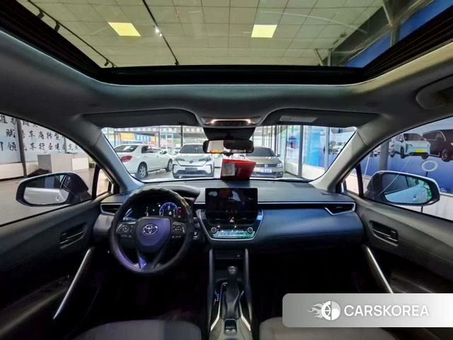 Toyota Corolla 2024 Белый из Китая