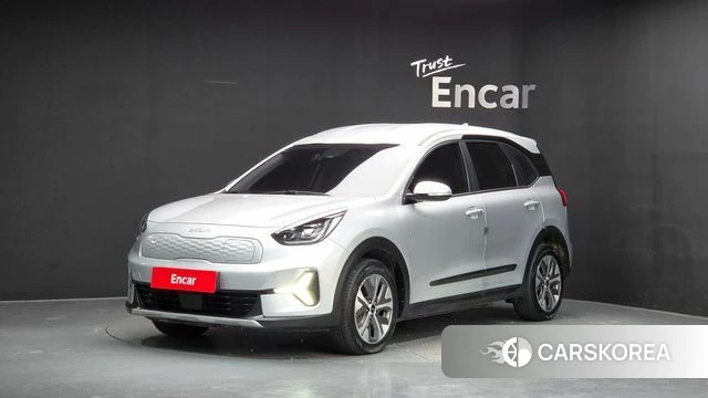 Kia Niro Plus 2022 Серебряный из Кореи