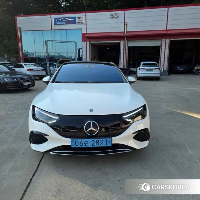 Mercedes-Benz EQE V295 2022 Белый из Кореи