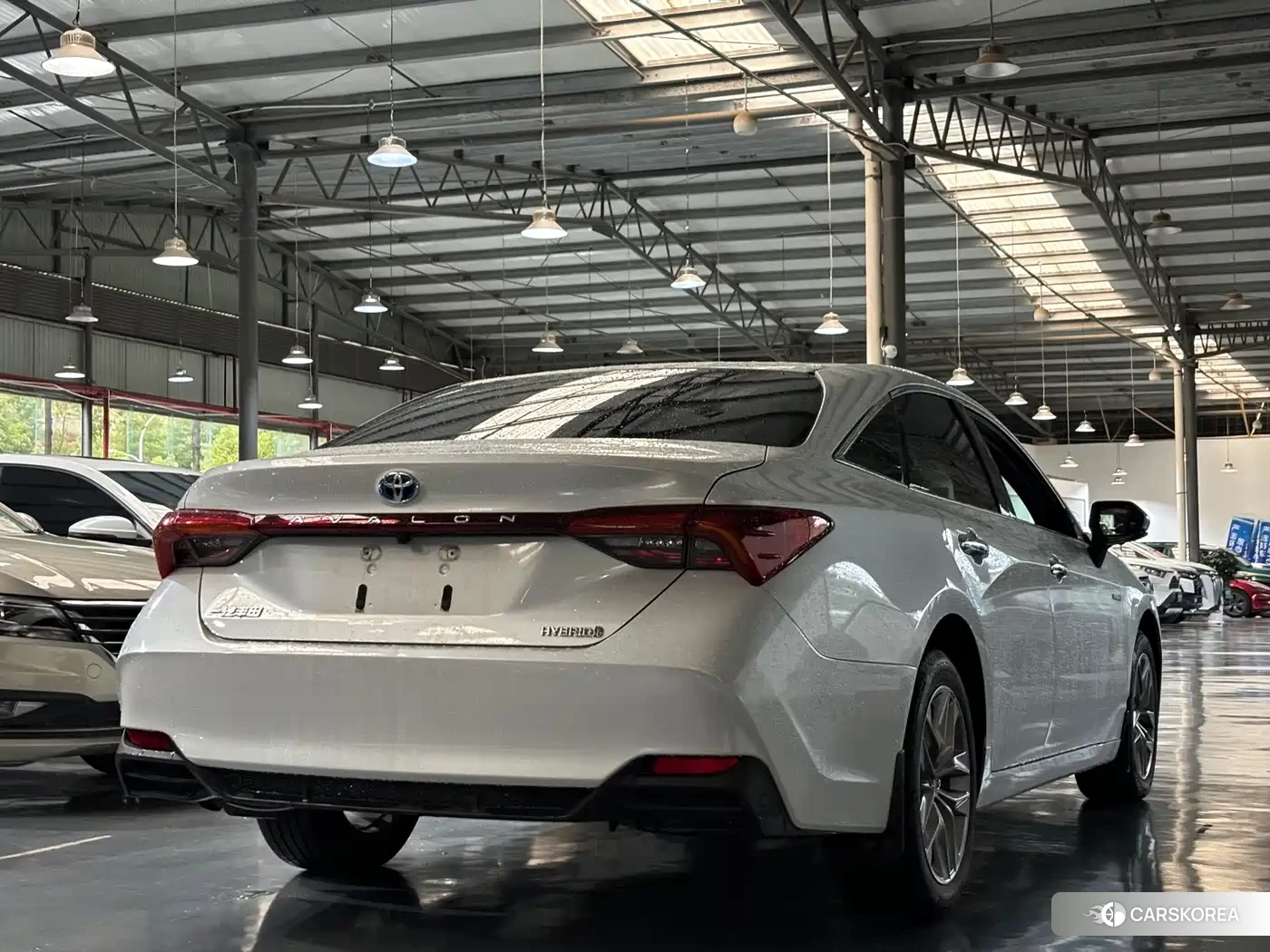 Toyota Avalon 2021 Белый из Китая