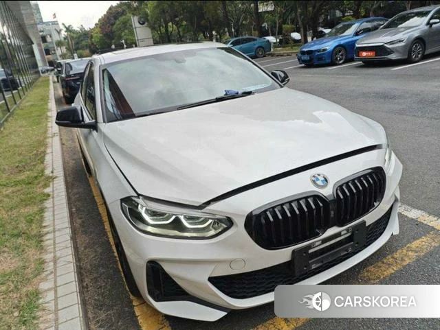 BMW 1 series 2023 Белый из Китая