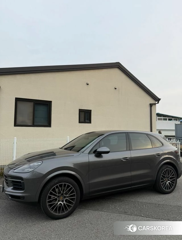 Porsche Cayenne (PO536) 2020 Серый из Кореи