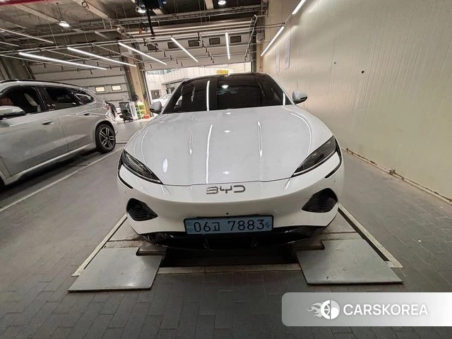BYD Seal 2026 Белый из Кореи
