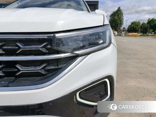 Volkswagen Tayron 2023 Белый из Китая