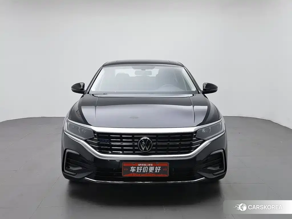 Volkswagen Passat 2023 Черный из Китая