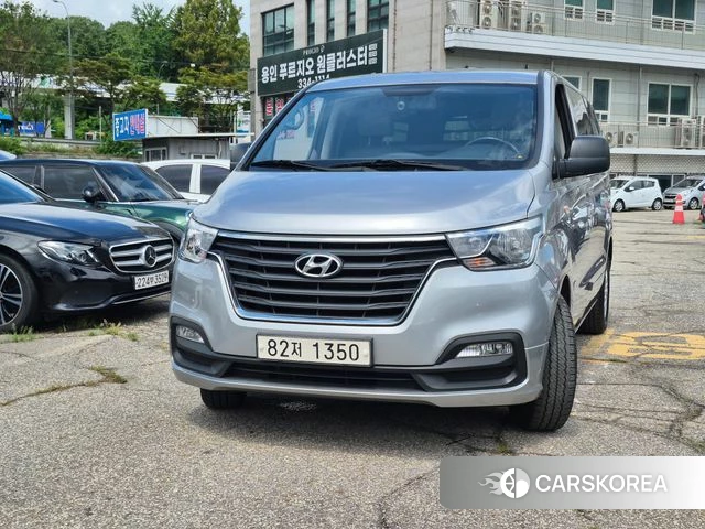 Hyundai The New Grand Starex 2020 Серебристо-серый из Кореи