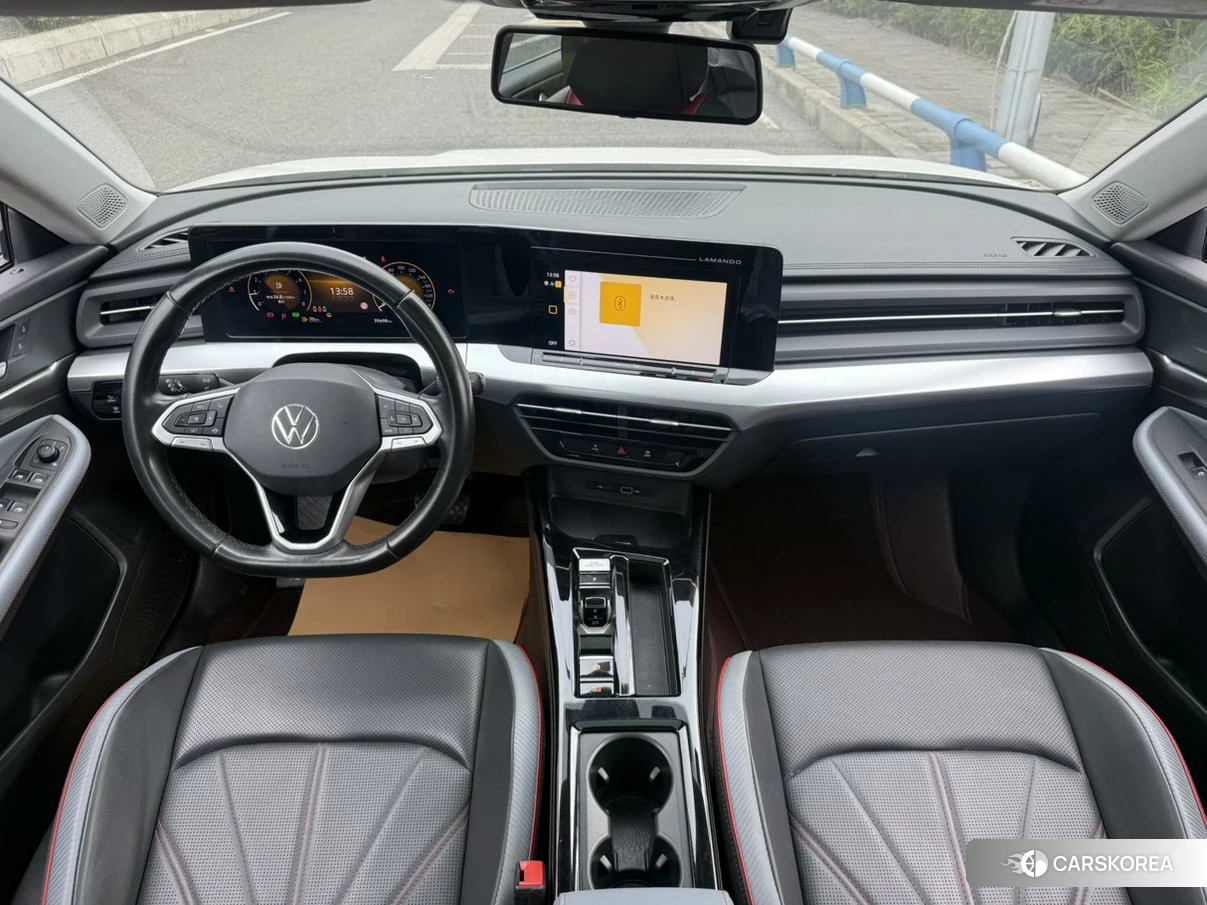 Volkswagen Lamando 2022 Белый из Китая