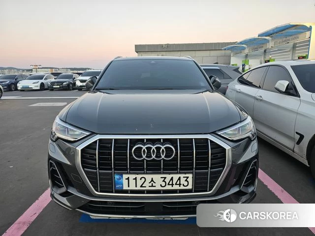 Audi Q3 (F3) 2022 Серый из Кореи