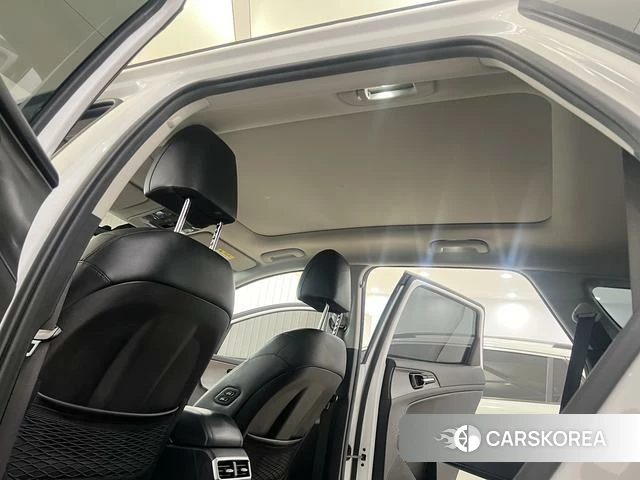 Kia Sportage 2023 Белый из Китая
