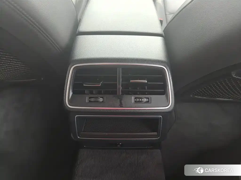 Audi A6 2021 Зеленый из Китая