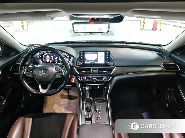 Honda Inspire 2021 Белый из Китая