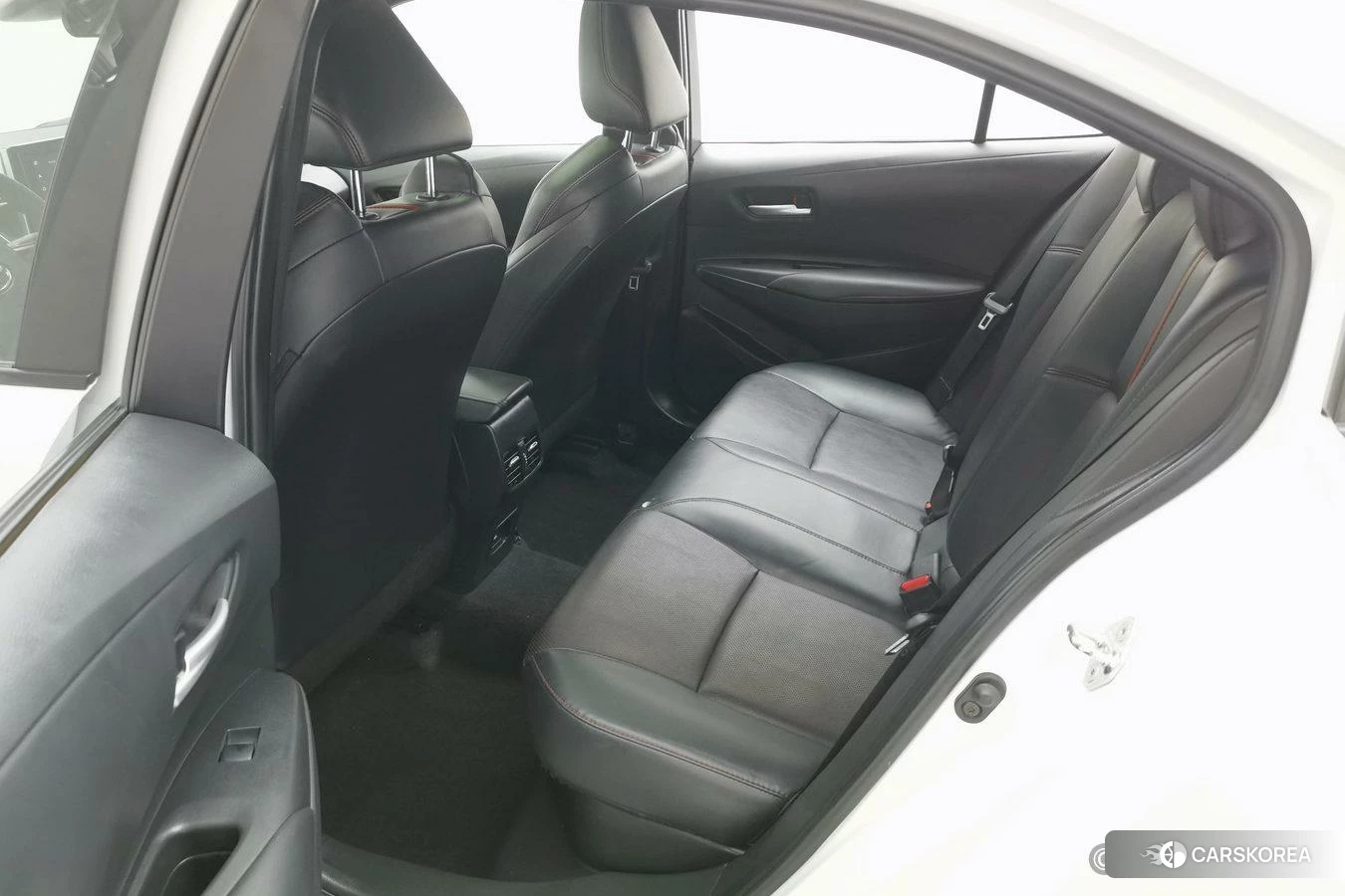 Toyota Levin 2020 Белый из Китая