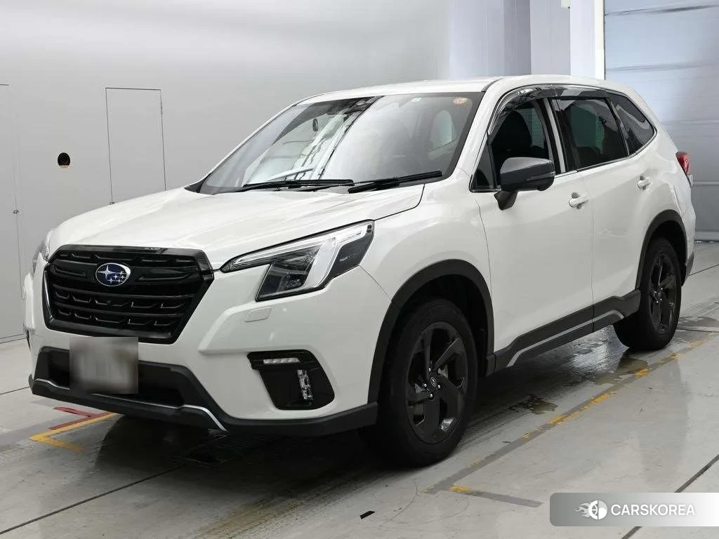 Subaru Forester 2023 из Японии