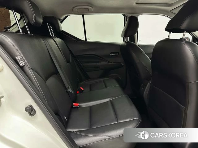 Nissan Kicks 2022 Белый из Китая