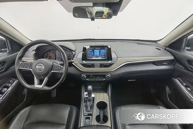 Nissan Altima 2021 Черный из Китая