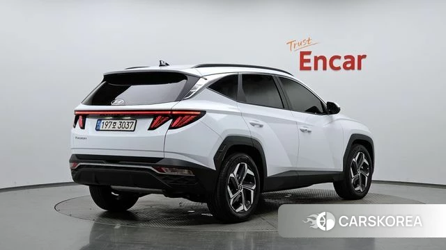 Hyundai Tucson (NX4) 2022 Белый из Кореи