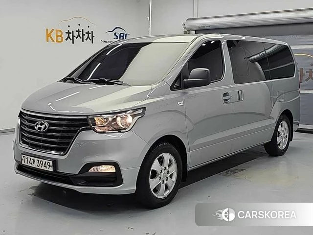 Hyundai The New Grand Starex 2019 Серебряный из Кореи