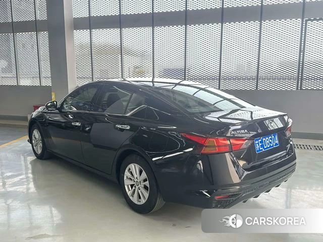 Nissan Altima 2020 Черный из Китая