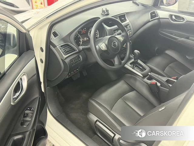 Nissan Sylphy 2022 Белый из Китая